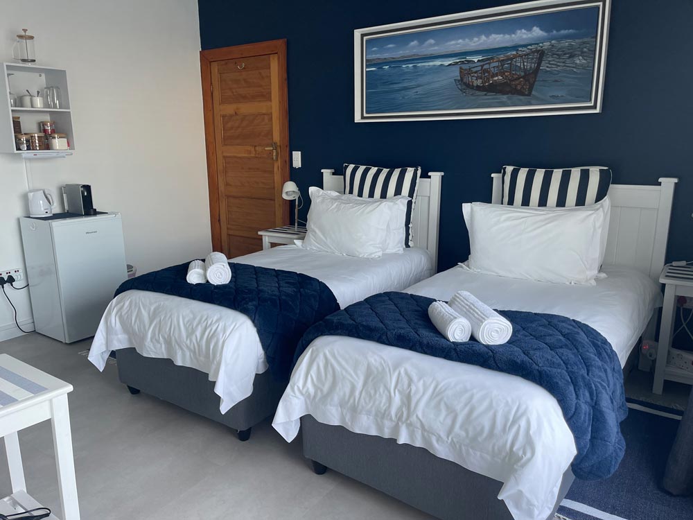 Bay Bliss room at Footprints in Kleinmond