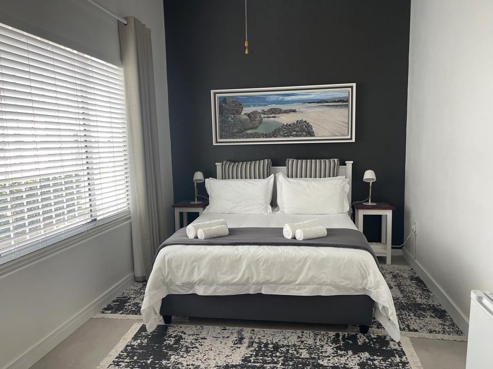 Shore Thing Room at Footprints in Kleinmond